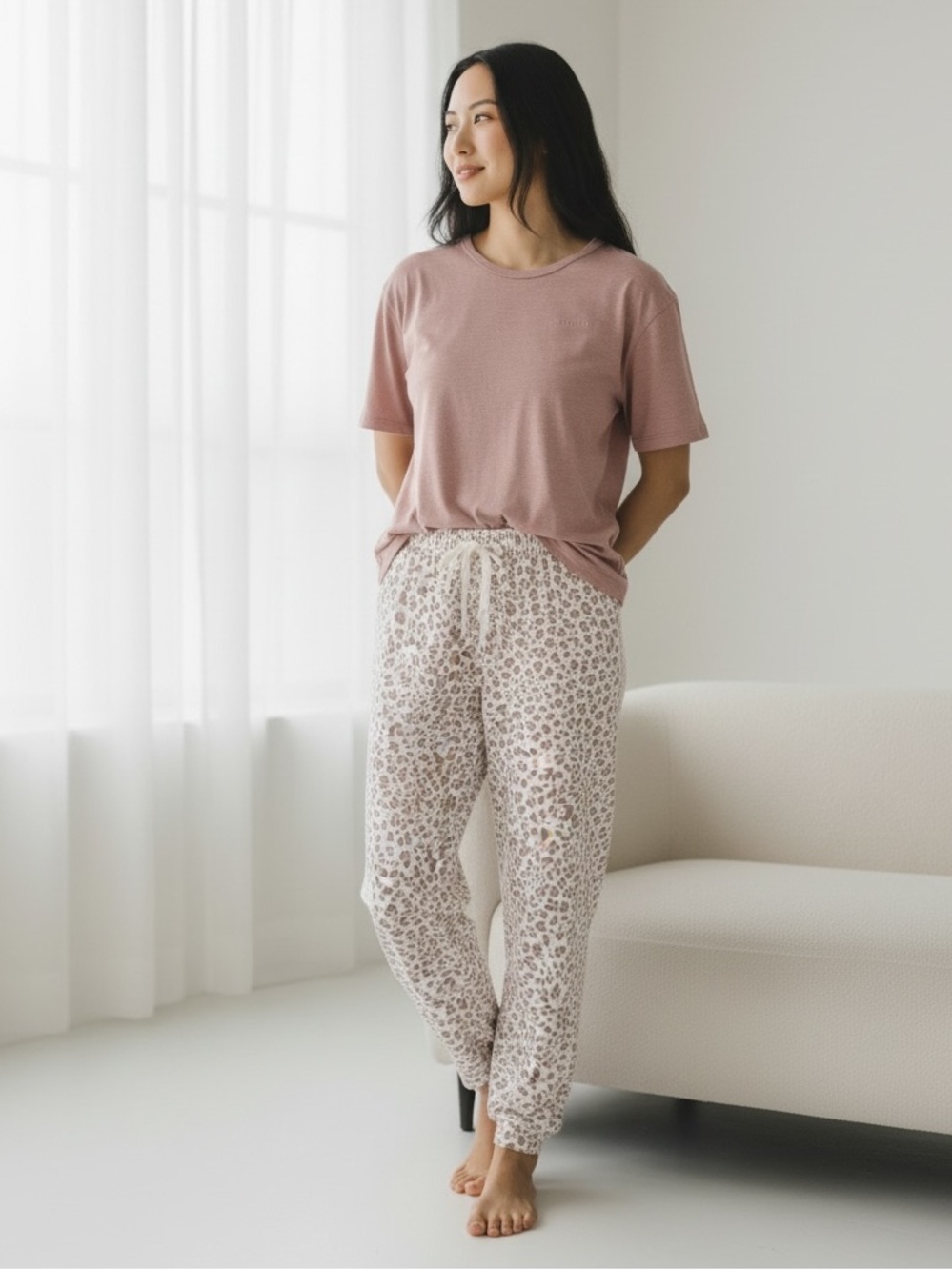 TAHARI Women's Mauve Short Sleeve Tee & Cream Leopard Jogger Pajama Set XL NWOT